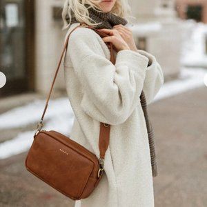 Azaria Petite Camera Bag ✨